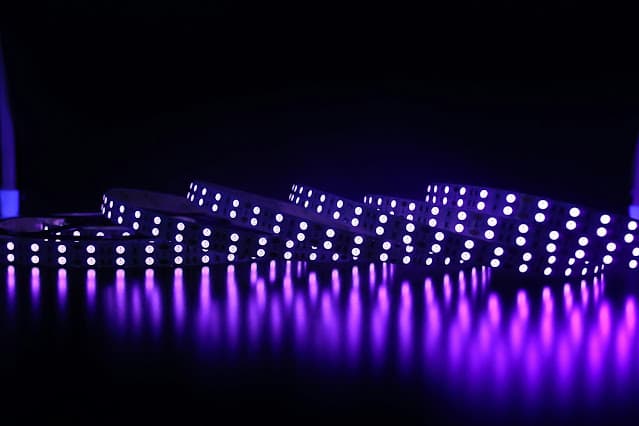 Tiras led